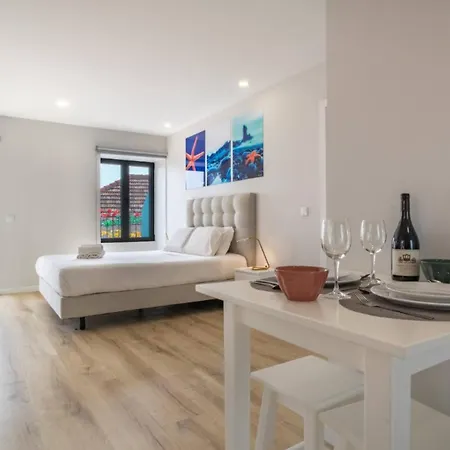 Jardim Mar Flats *